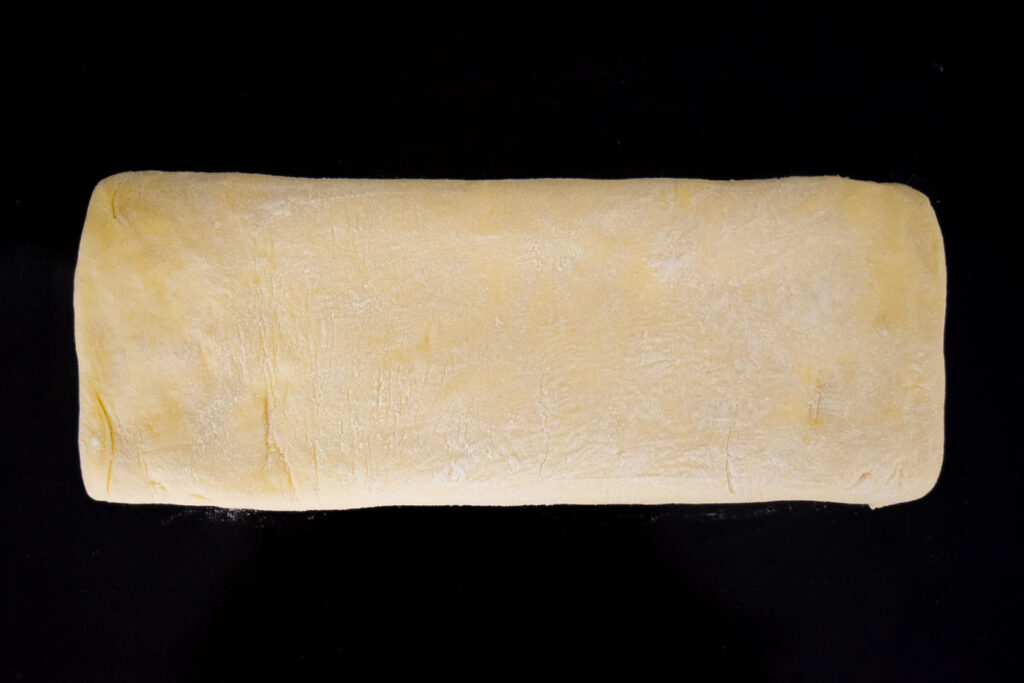 Слоеное бездрожжевое тесто — самый простой рецепт