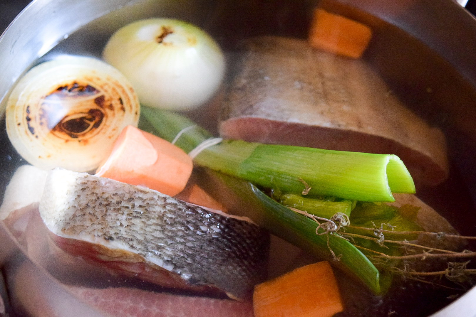 Как приготовить рыбный бульон