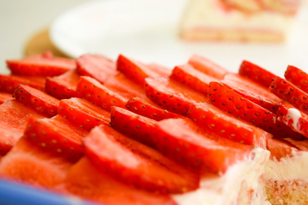 Клубничный тирамису — рецепт восхитительного летнего десерта