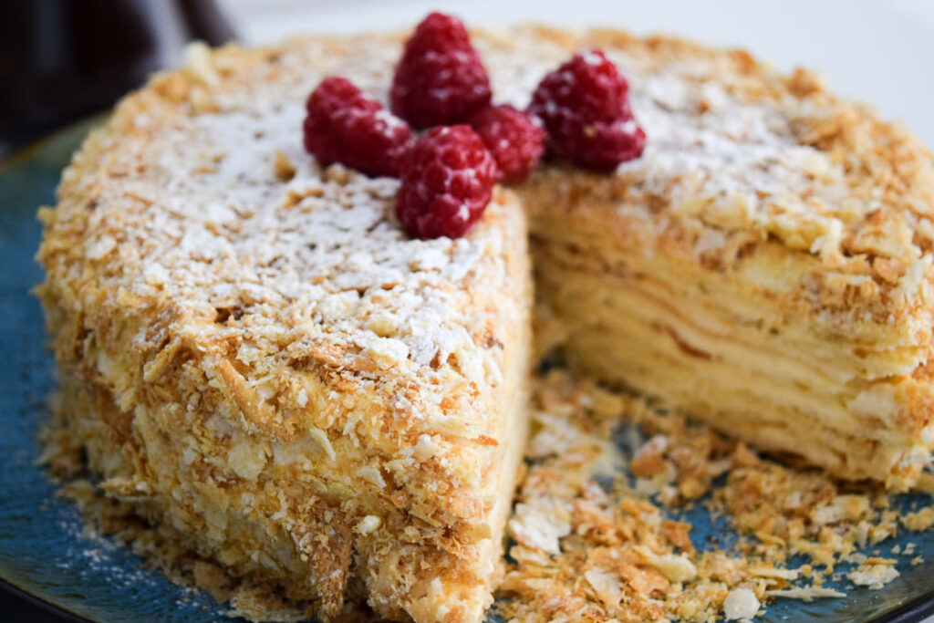 Торт Наполеон — абсолютное удовольствие