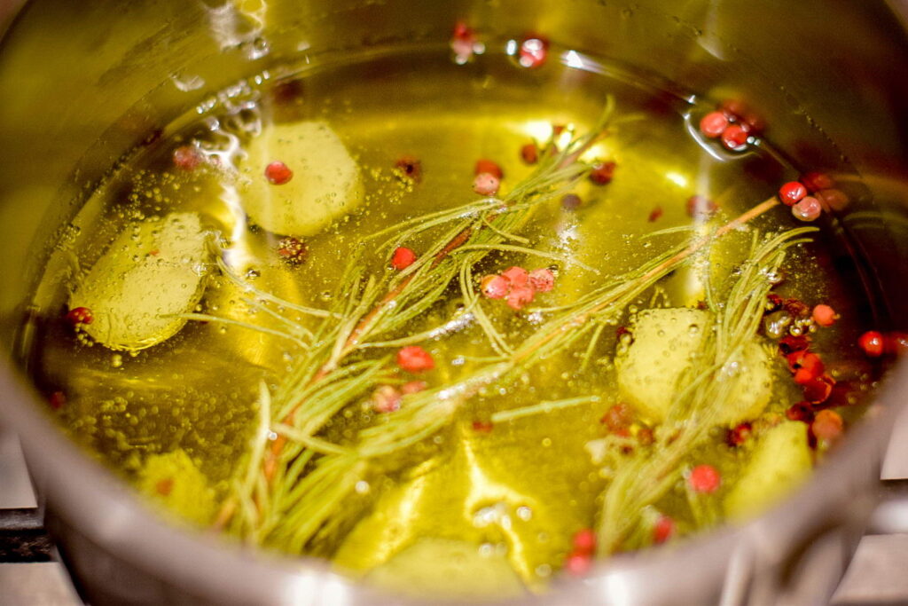 Как сделать ароматное оливковое масло в домашних условиях