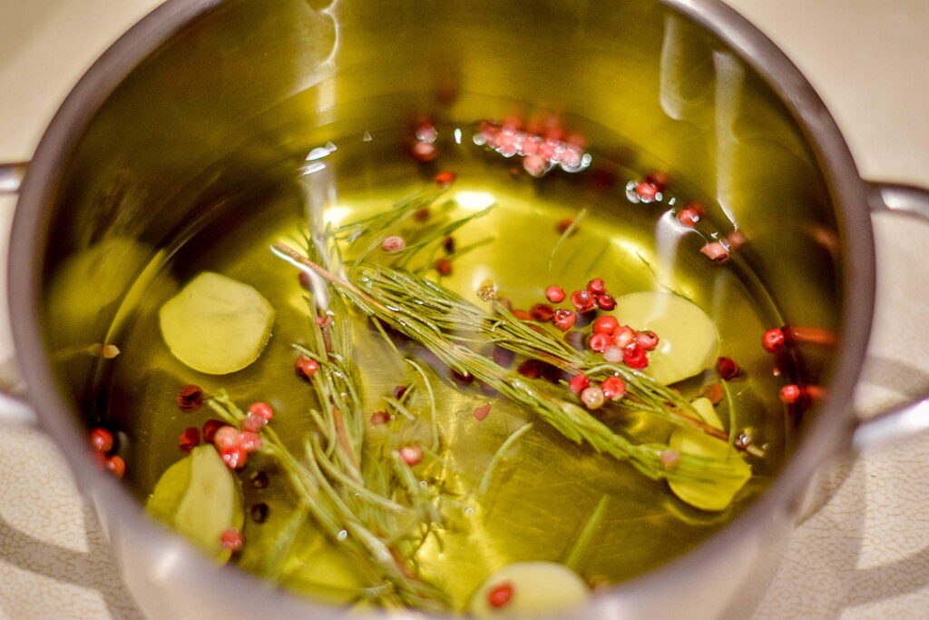 Как сделать ароматное оливковое масло в домашних условиях