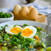 Суп из щавеля с яйцом — настоящая весенняя классика