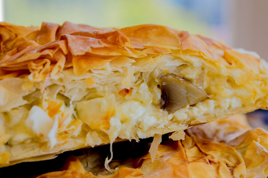 Пирог из теста фило с грибами и сыром пошаговый рецепт - СделаемВкусно.ру