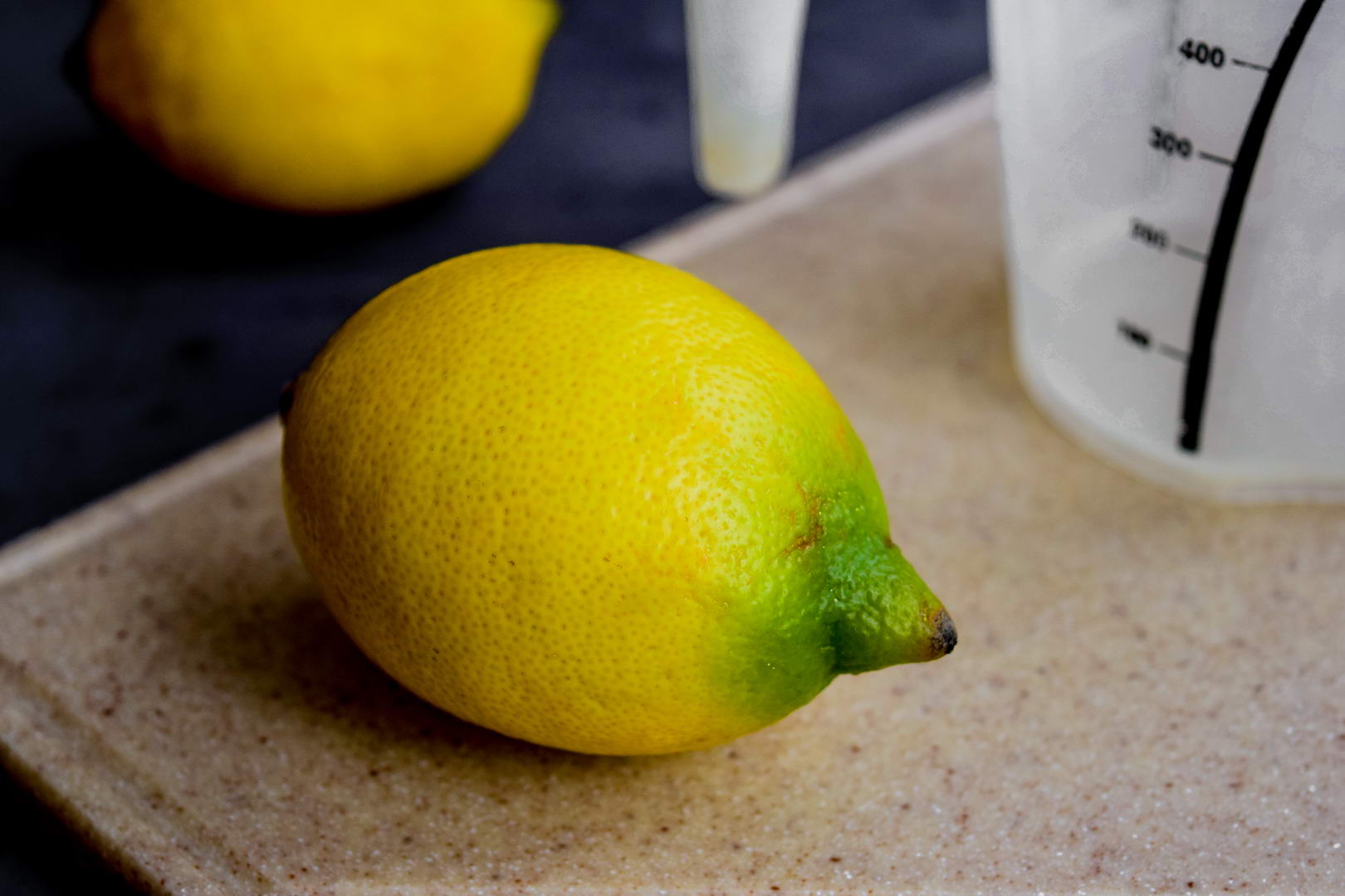 Что будет, если положить лимон в микроволновку