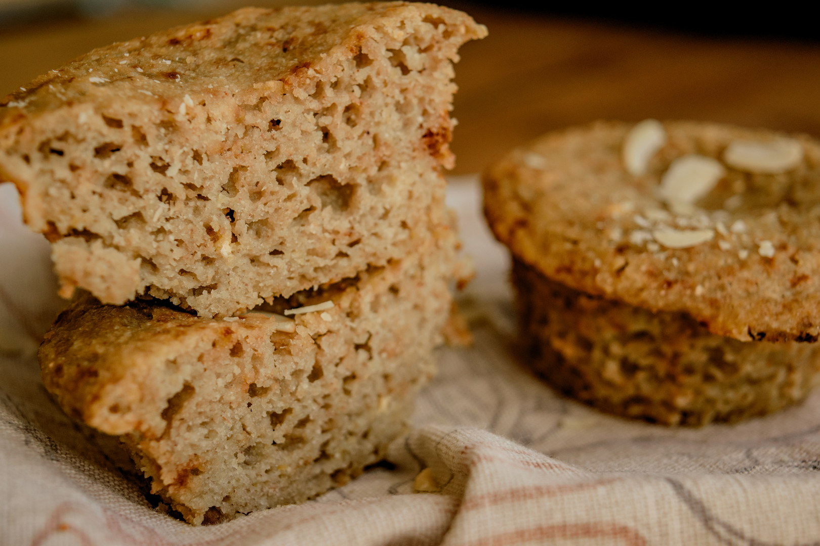 Яблочные маффины без глютена, сахара, яиц и лактозы