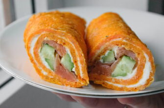 Лепешка из моркови и сулугуни без муки — полезный рецепт за 20 минут